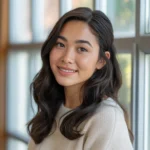 how old is lola tung